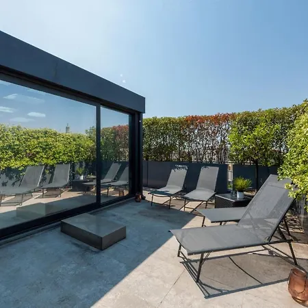 Easylife - Wonderful Penthouse With Terrace A Few Steps From The Duomo Apartmán *