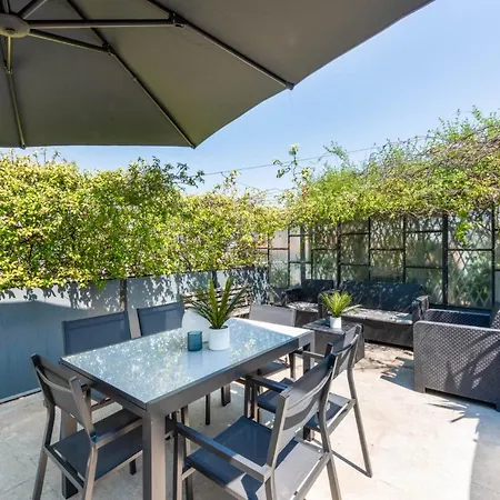 Easylife - Wonderful Penthouse With Terrace A Few Steps From The Duomo Apartmán