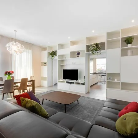 Apartmán Easylife - Wonderful Penthouse With Terrace A Few Steps From The Duomo Milán